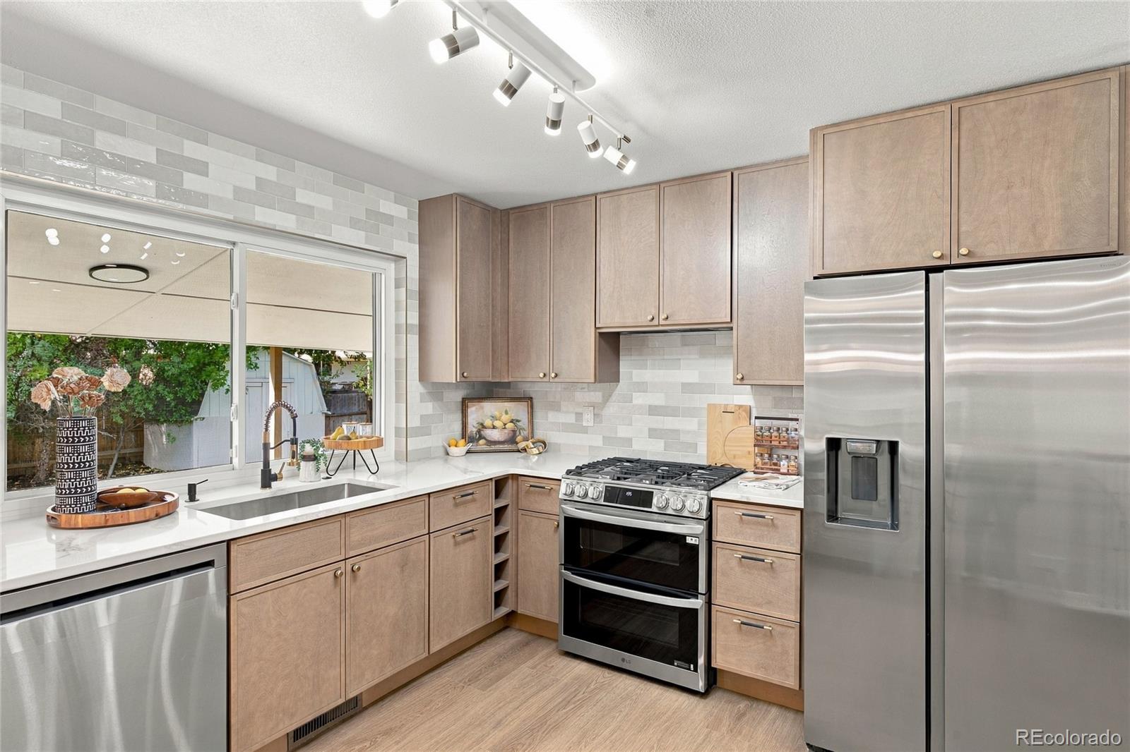 MLS Image #16 for 2647 s linden court,denver, Colorado
