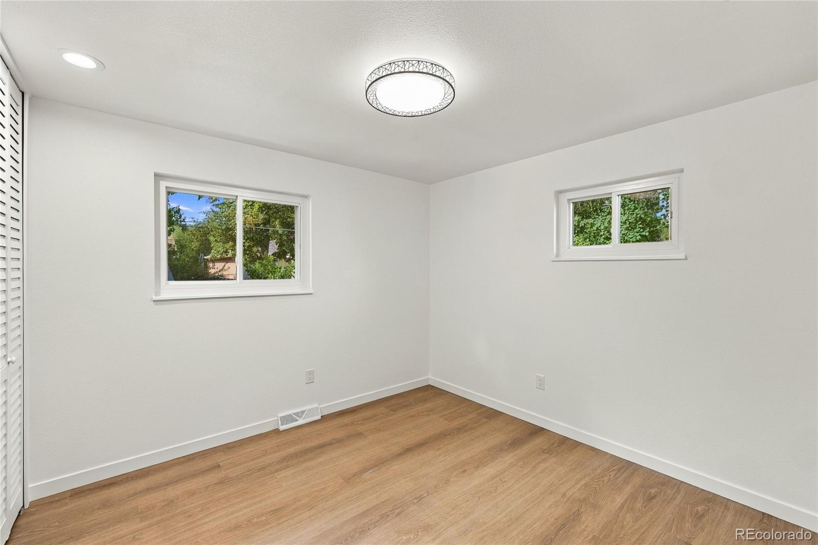 MLS Image #34 for 2647 s linden court,denver, Colorado