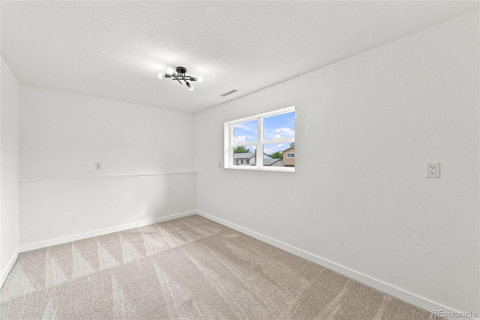 MLS Image #18 for 5117  crestwood drive,colorado springs, Colorado