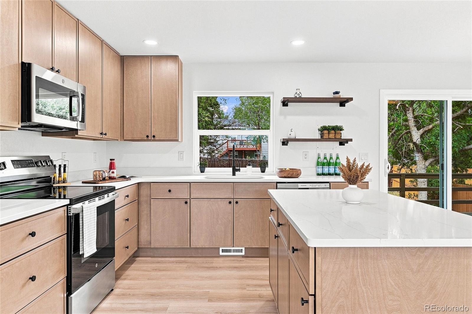 MLS Image #7 for 5117  crestwood drive,colorado springs, Colorado