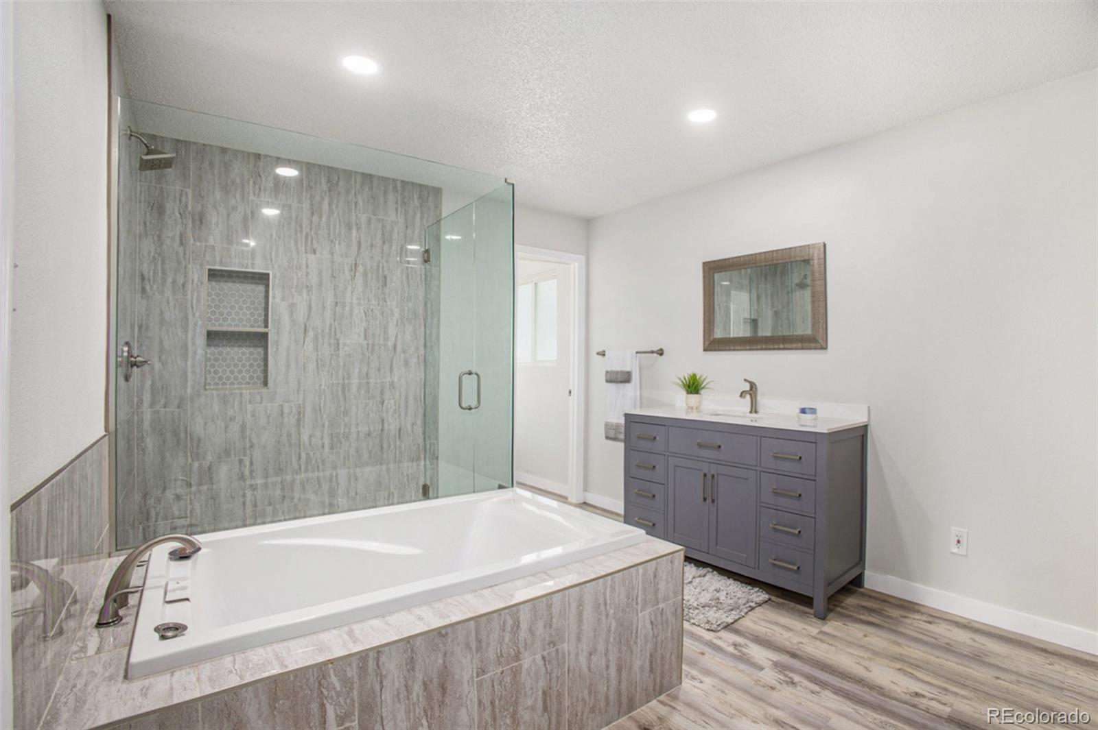 MLS Image #11 for 4087  london lane,colorado springs, Colorado