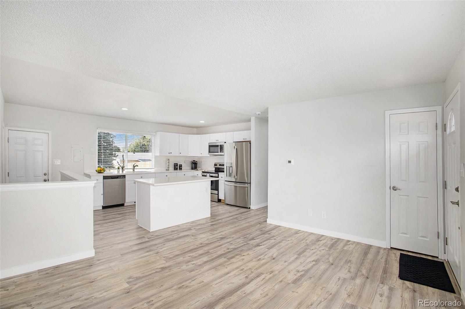 MLS Image #2 for 4087  london lane,colorado springs, Colorado