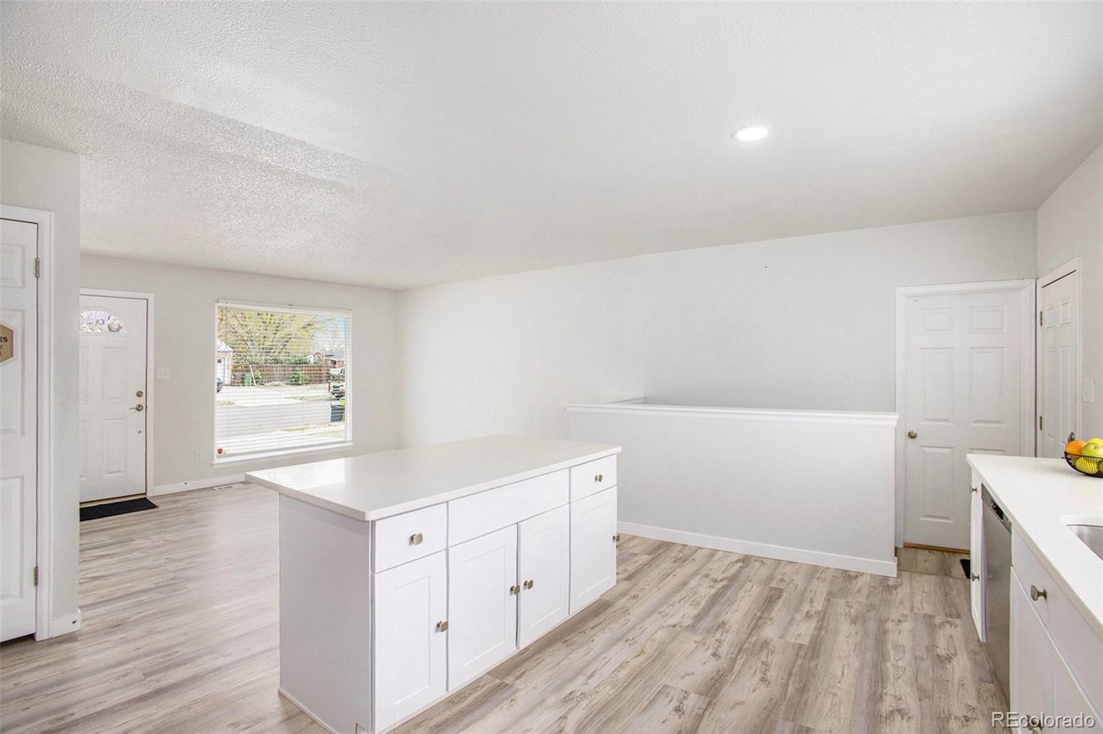 MLS Image #7 for 4087  london lane,colorado springs, Colorado