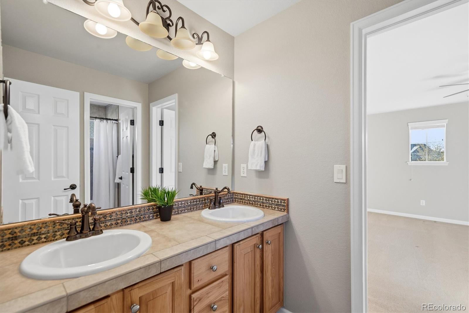 MLS Image #38 for 27545 e nova place,aurora, Colorado