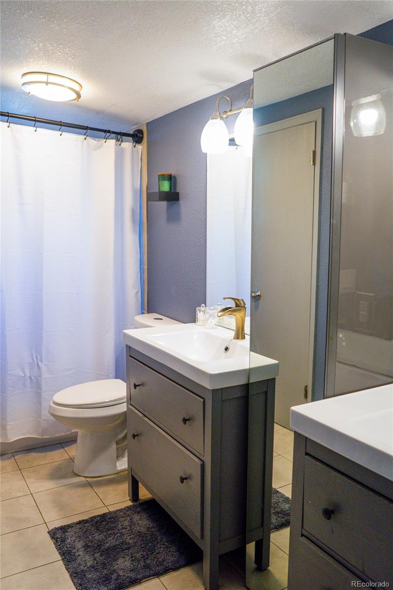 MLS Image #8 for 7139 w 74th avenue,arvada, Colorado