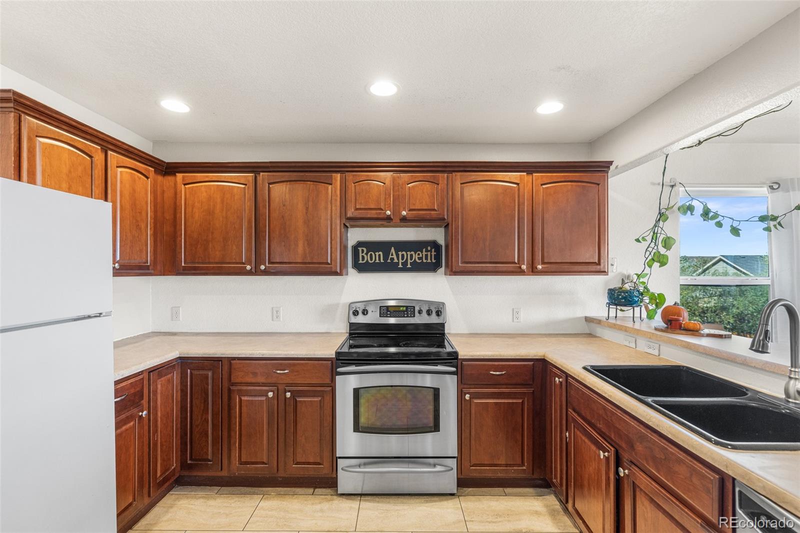 MLS Image #8 for 7478  bentwater drive,fountain, Colorado