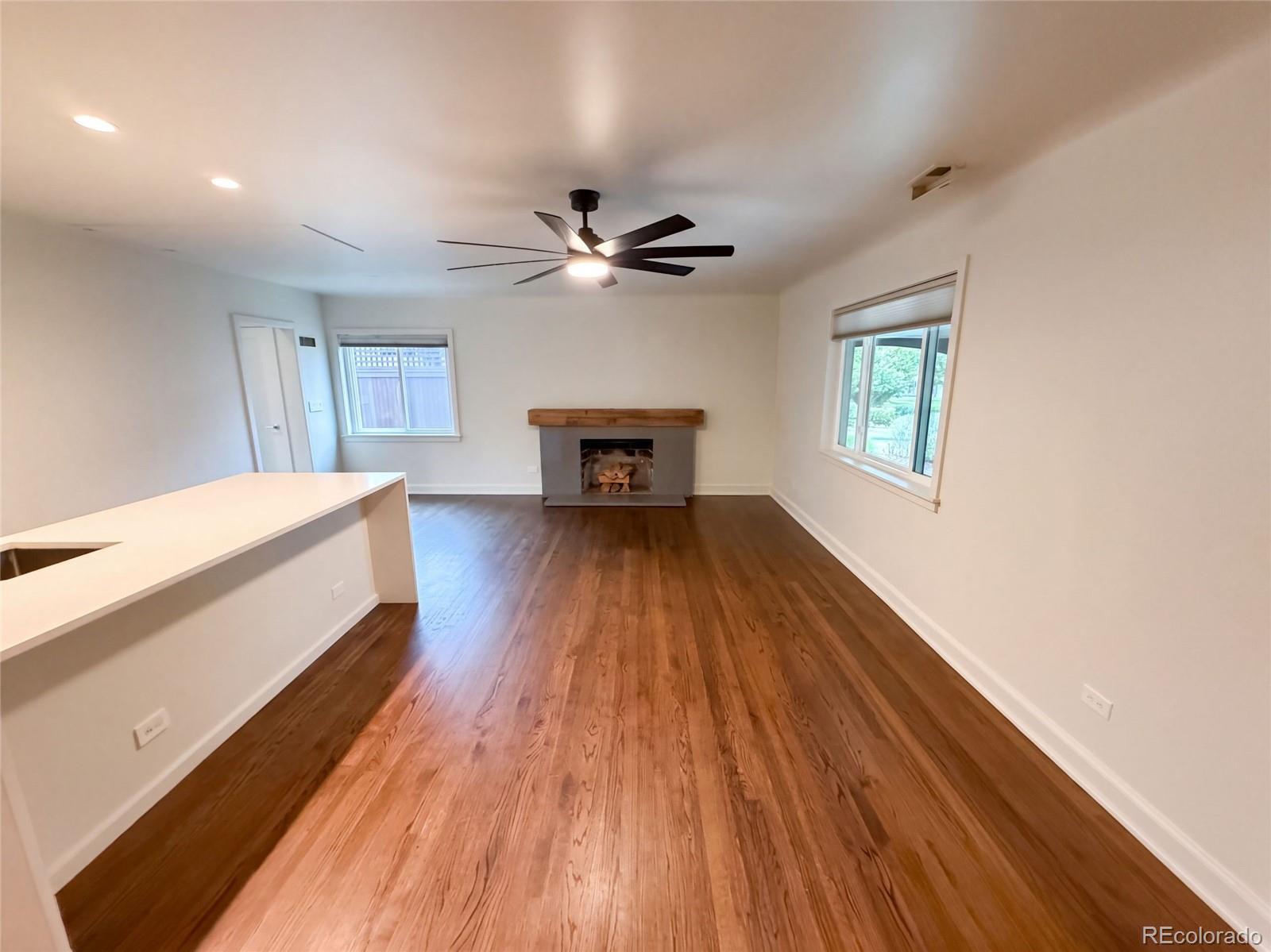 MLS Image #2 for 1560  leyden street,denver, Colorado