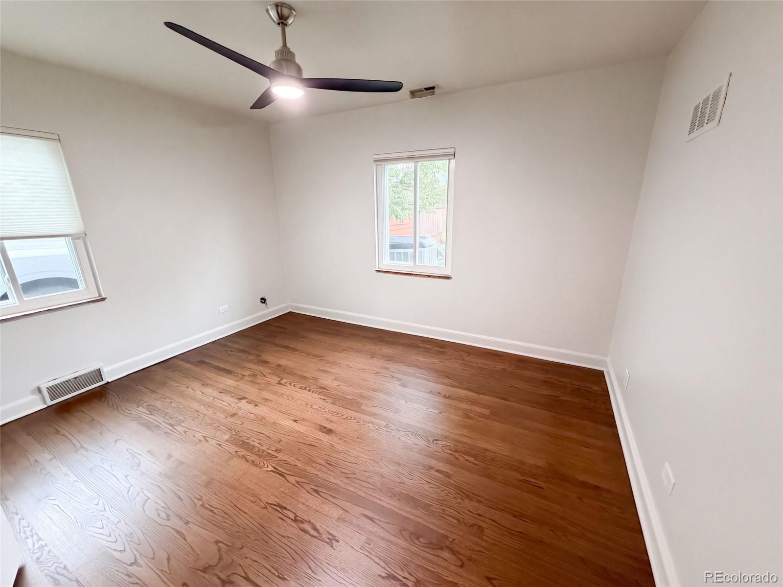 MLS Image #8 for 1560  leyden street,denver, Colorado