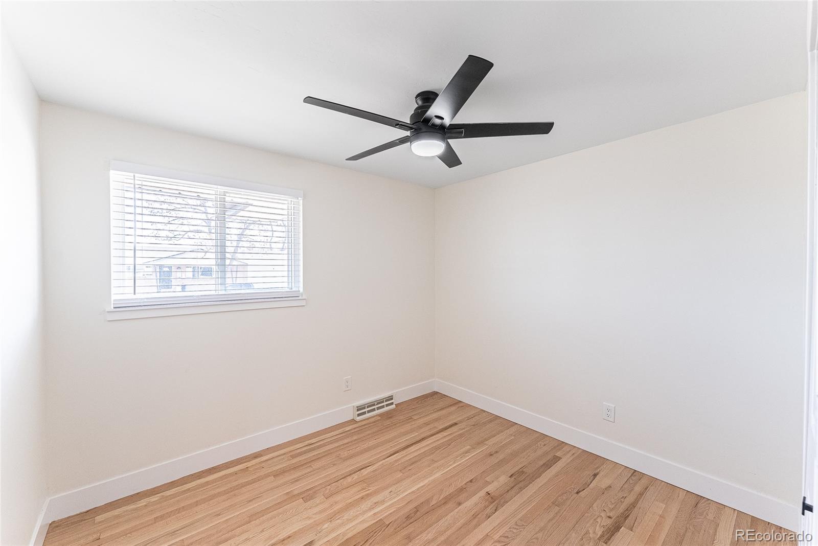 MLS Image #12 for 8271  bluebell way,denver, Colorado