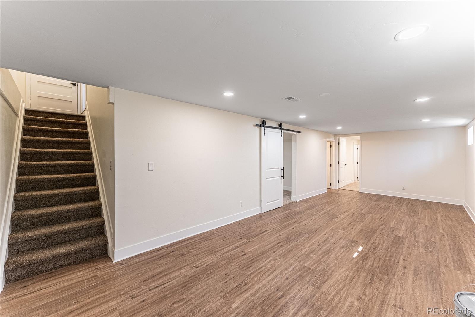 MLS Image #18 for 8271  bluebell way,denver, Colorado