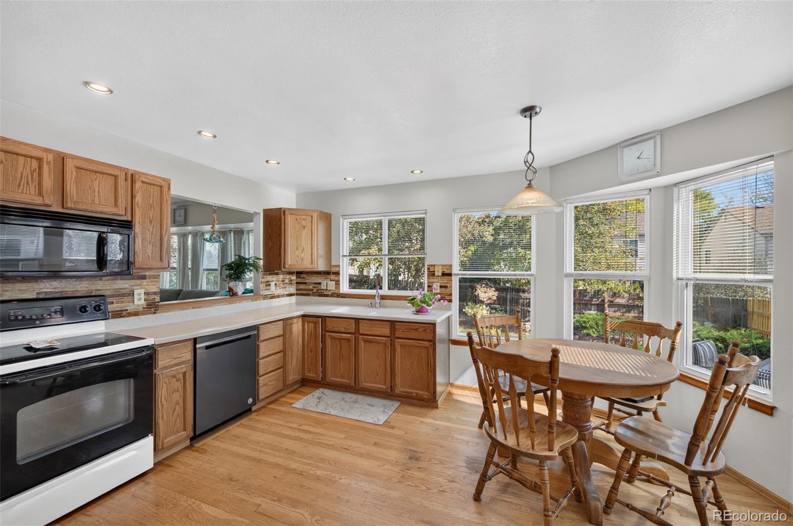 MLS Image #13 for 8441  urban court,arvada, Colorado