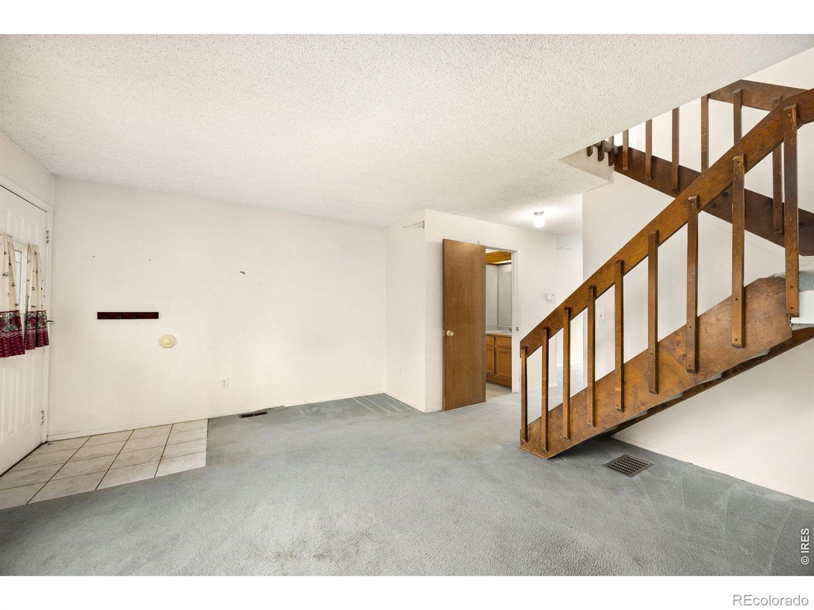 MLS Image #7 for 18233 e arizona avenue,aurora, Colorado