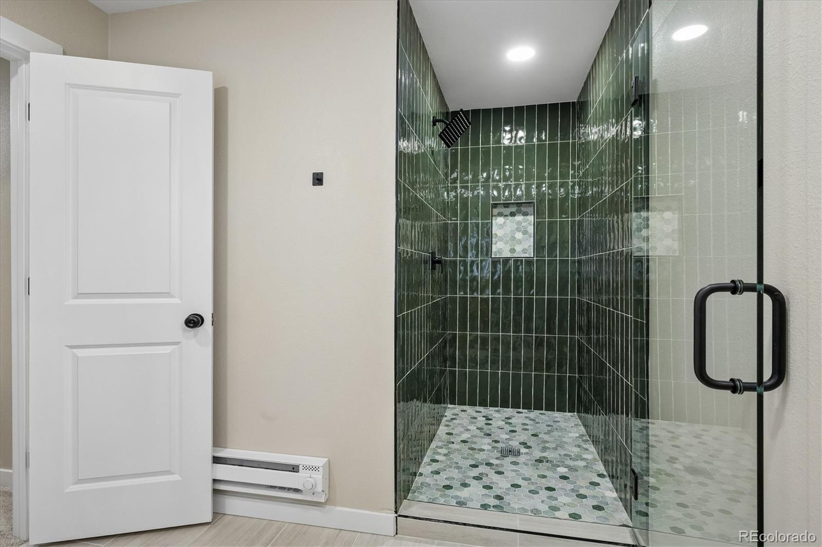 MLS Image #19 for 2793 s knox court,denver, Colorado