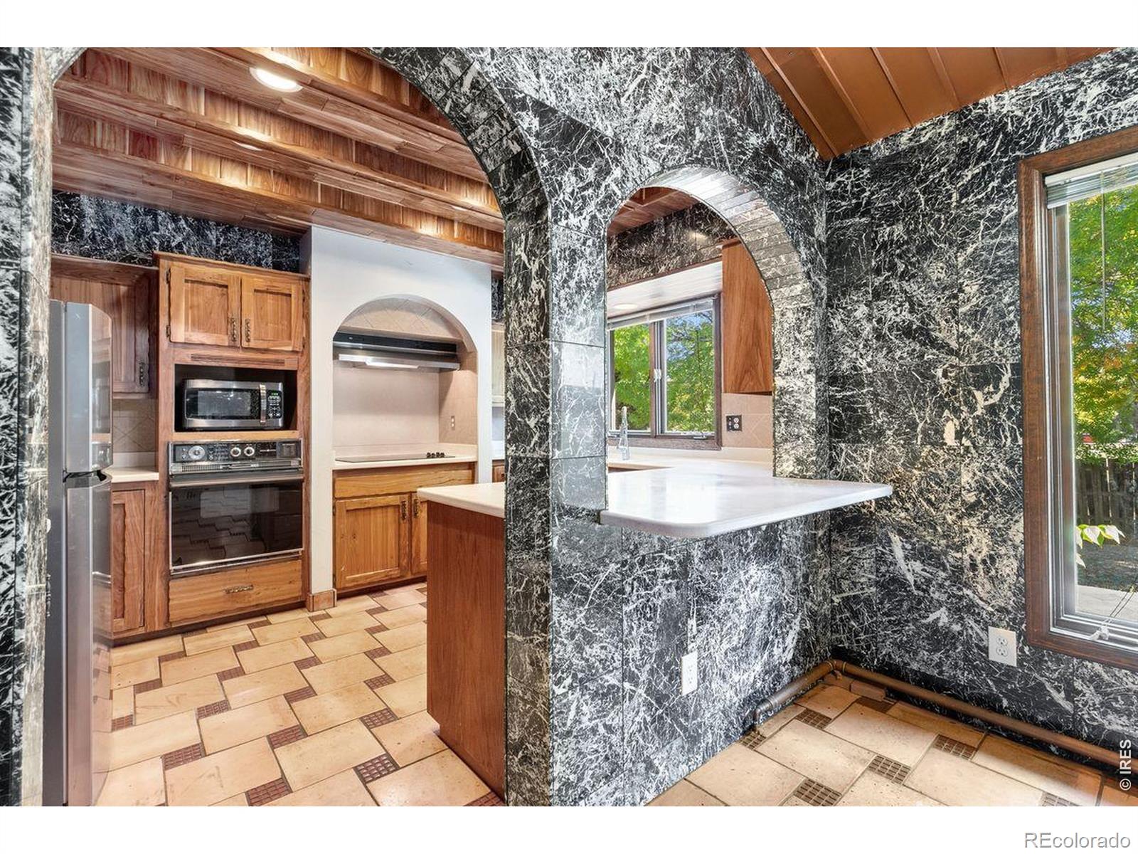 MLS Image #10 for 949  chippewa court,fort collins, Colorado