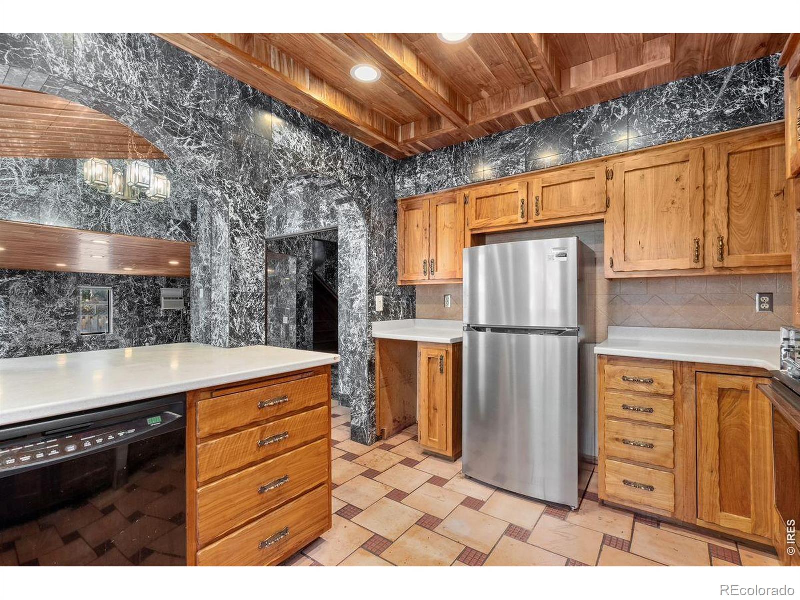MLS Image #11 for 949  chippewa court,fort collins, Colorado