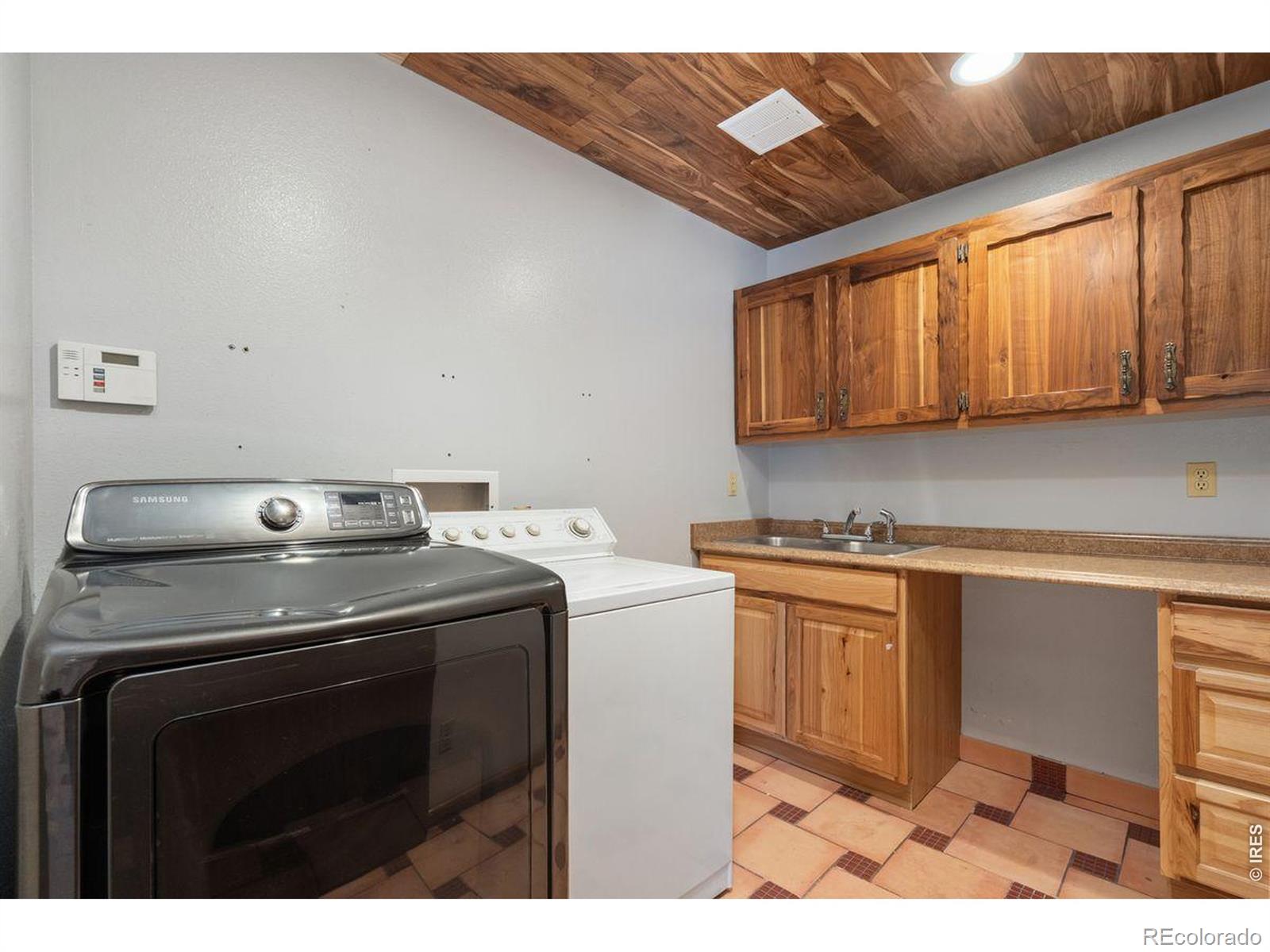 MLS Image #20 for 949  chippewa court,fort collins, Colorado