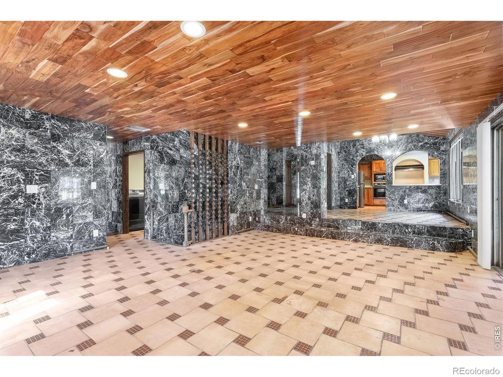 MLS Image #4 for 949  chippewa court,fort collins, Colorado