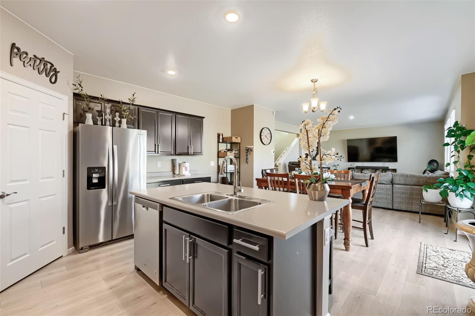 MLS Image #10 for 19969 e 61st drive,aurora, Colorado