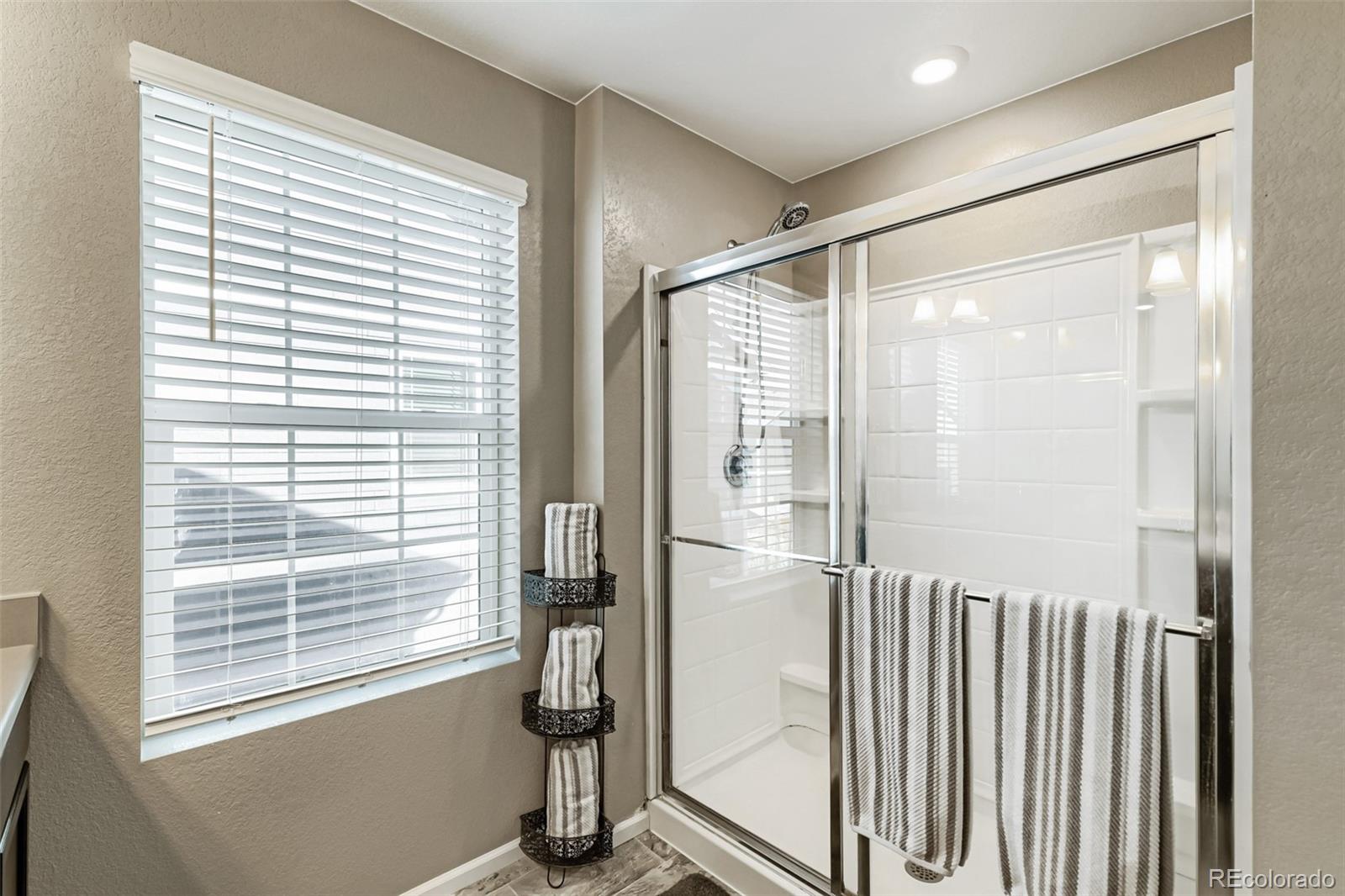 MLS Image #17 for 19969 e 61st drive,aurora, Colorado