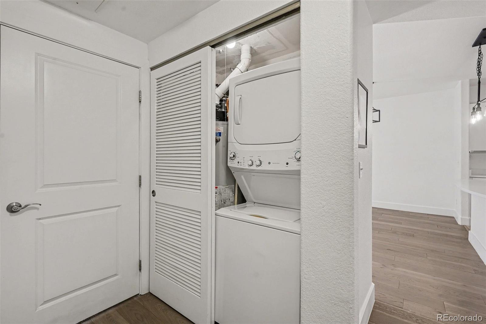 MLS Image #17 for 9079 e panorama circle 221,englewood, Colorado