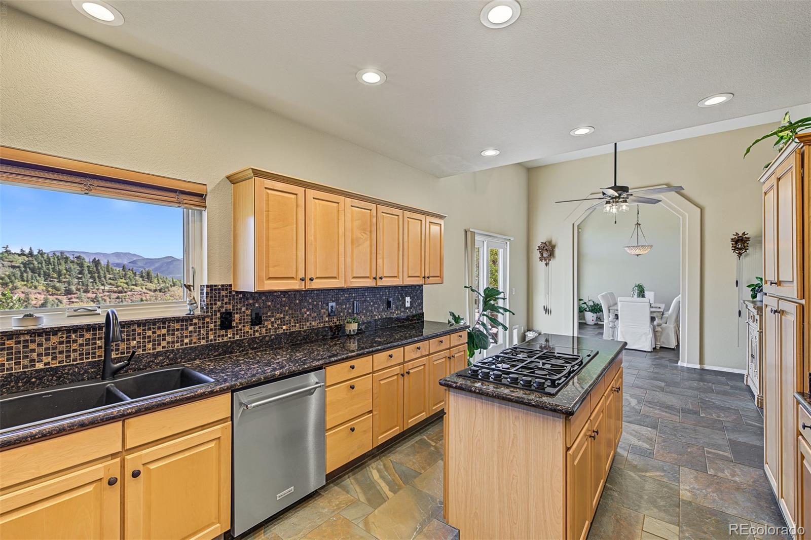 MLS Image #11 for 3530  twisted oak circle,colorado springs, Colorado