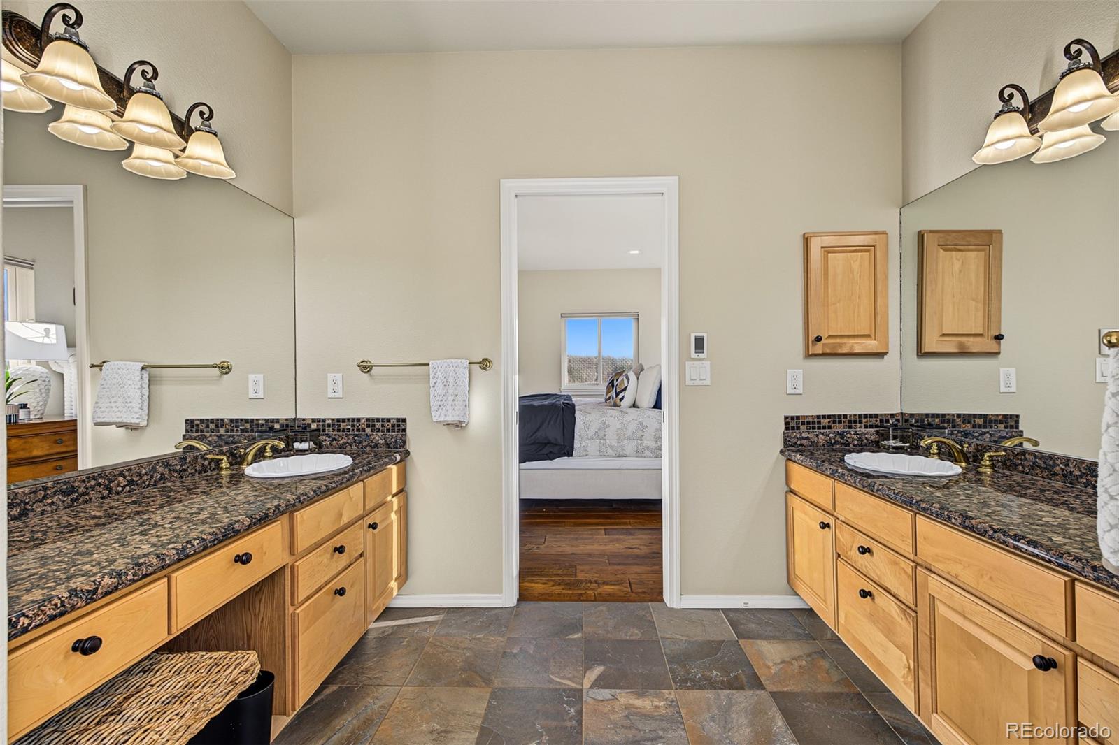 MLS Image #19 for 3530  twisted oak circle,colorado springs, Colorado