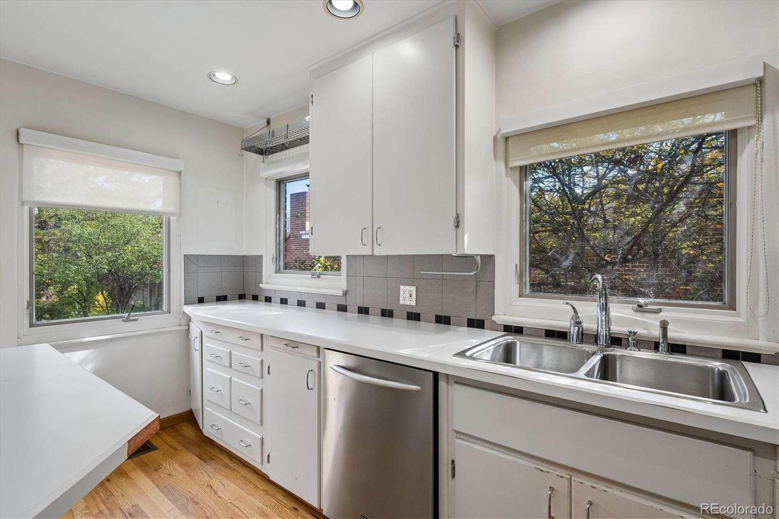 MLS Image #14 for 2040 s adams street,denver, Colorado