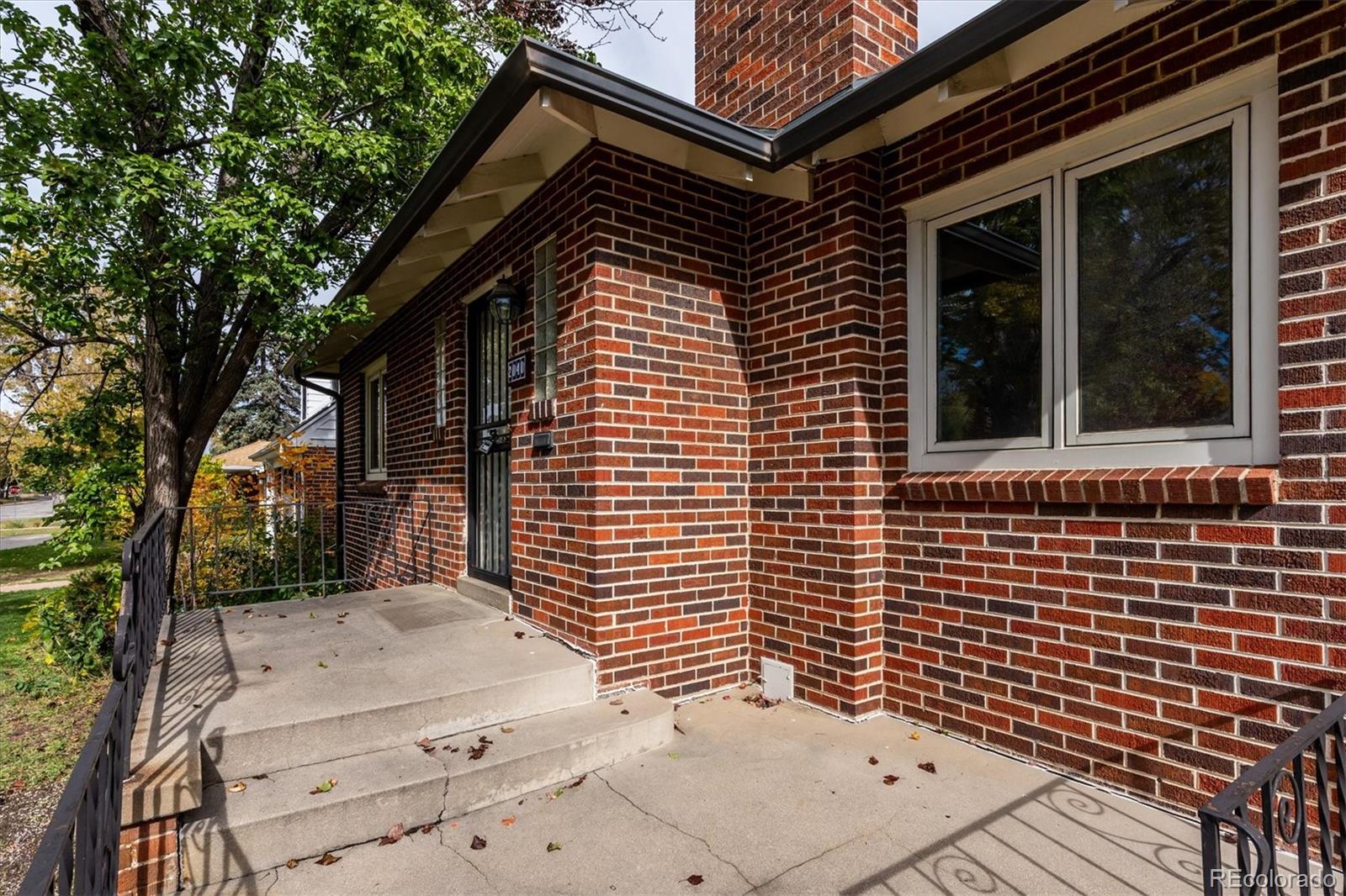 MLS Image #4 for 2040 s adams street,denver, Colorado
