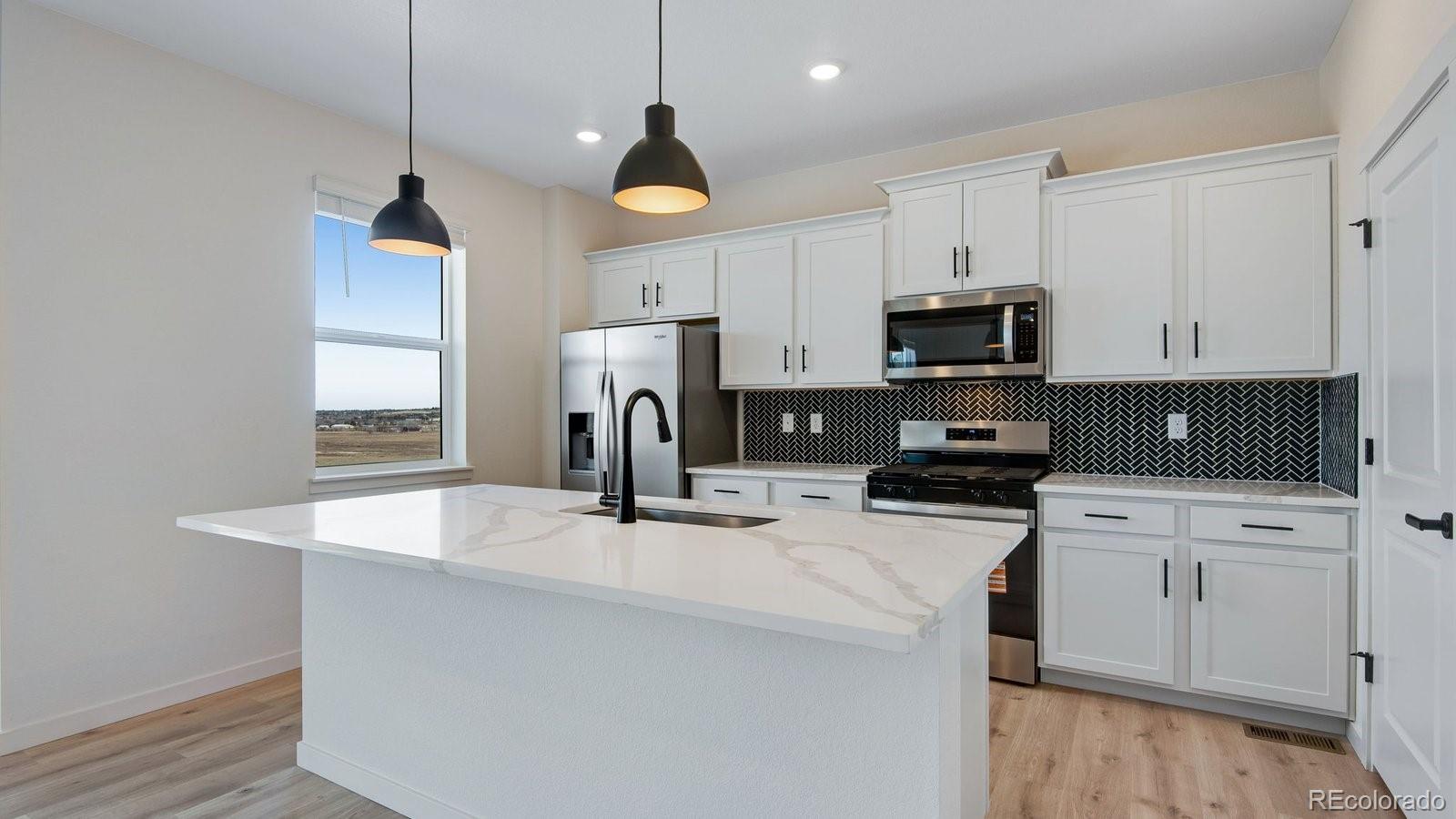 MLS Image #3 for 43043  castle stuart street,elizabeth, Colorado