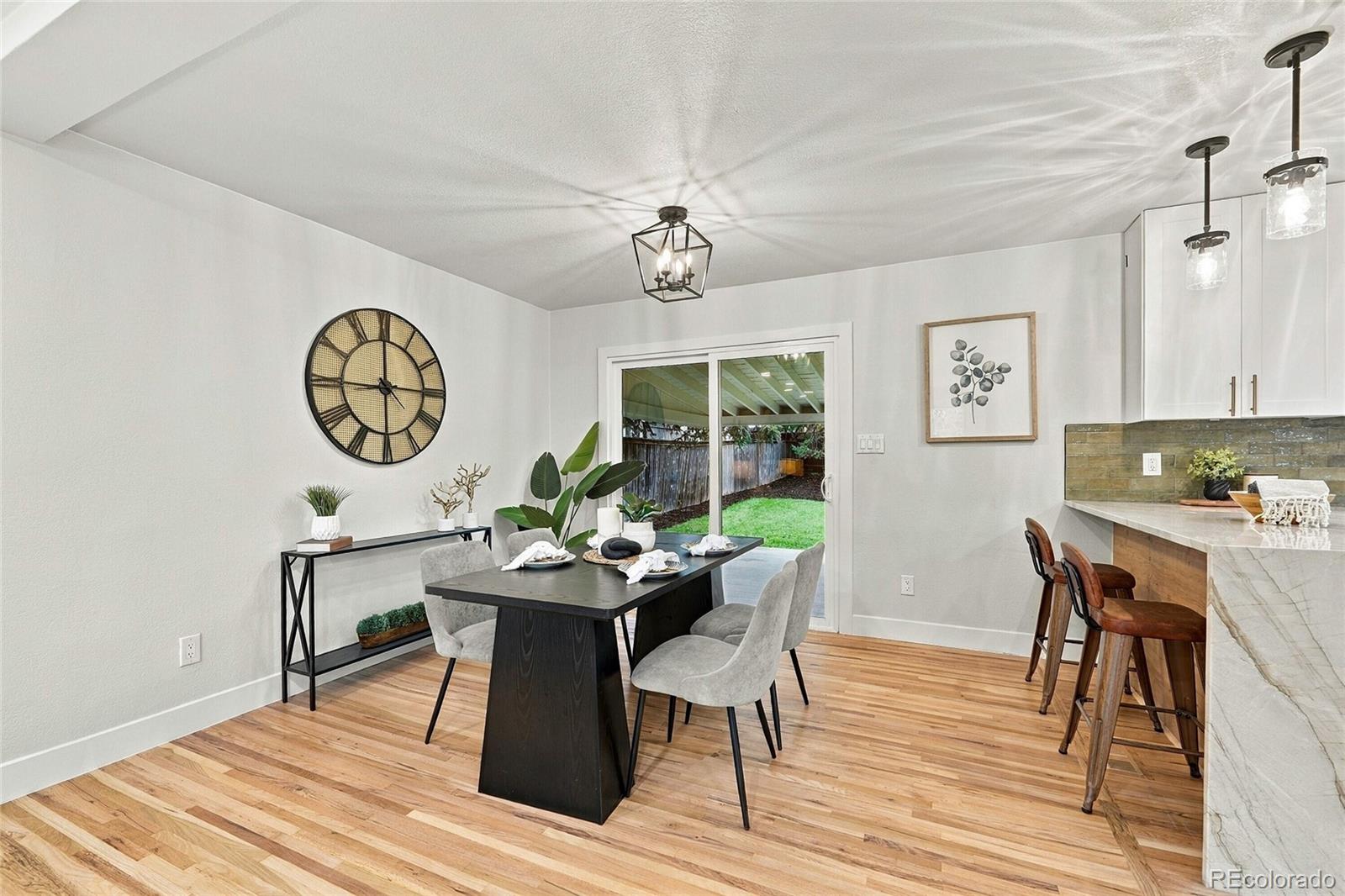 MLS Image #10 for 275 s ivy street,denver, Colorado