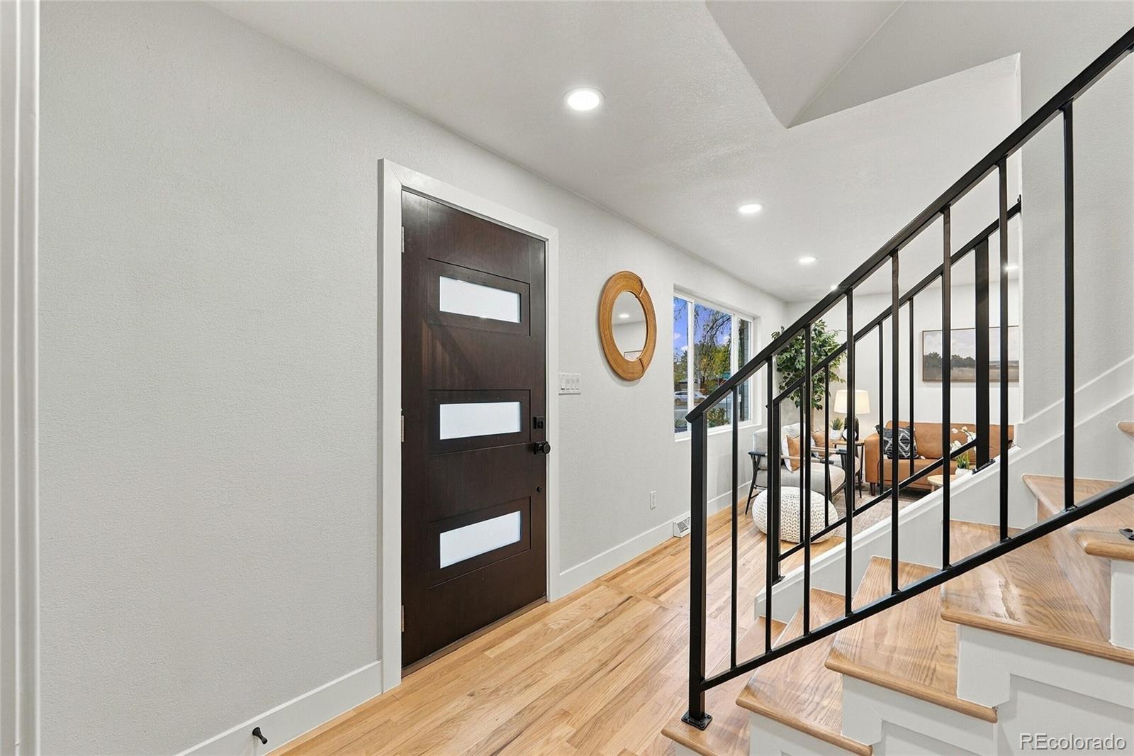 MLS Image #2 for 275 s ivy street,denver, Colorado