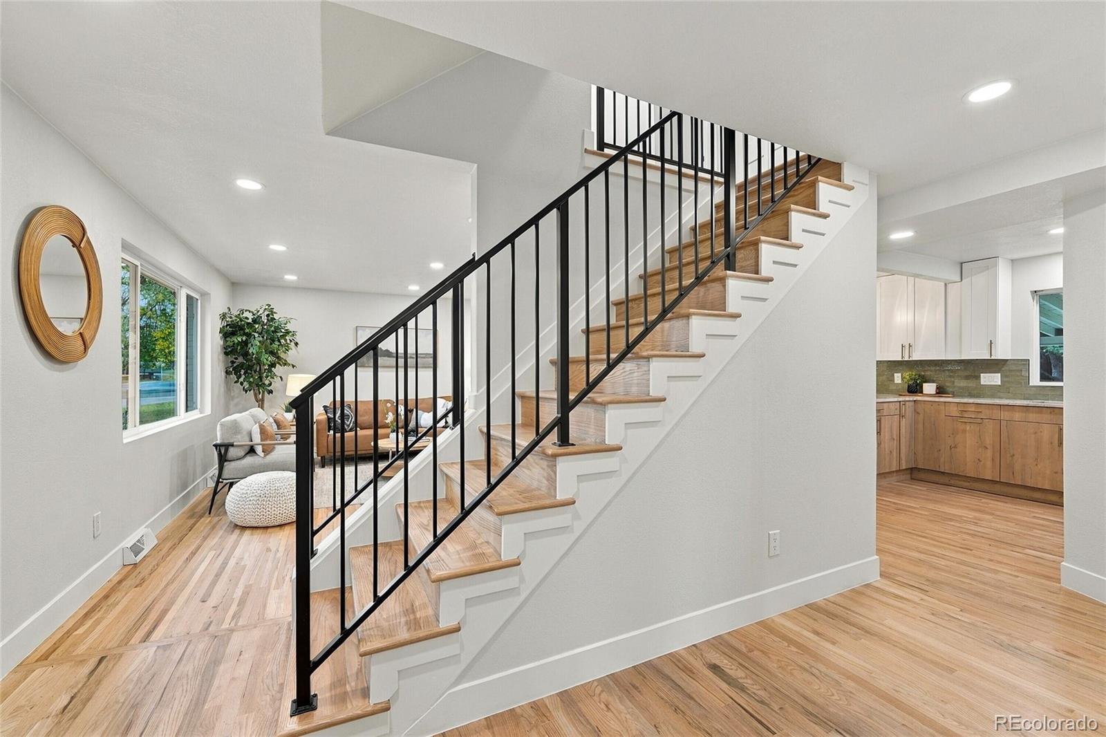 MLS Image #3 for 275 s ivy street,denver, Colorado