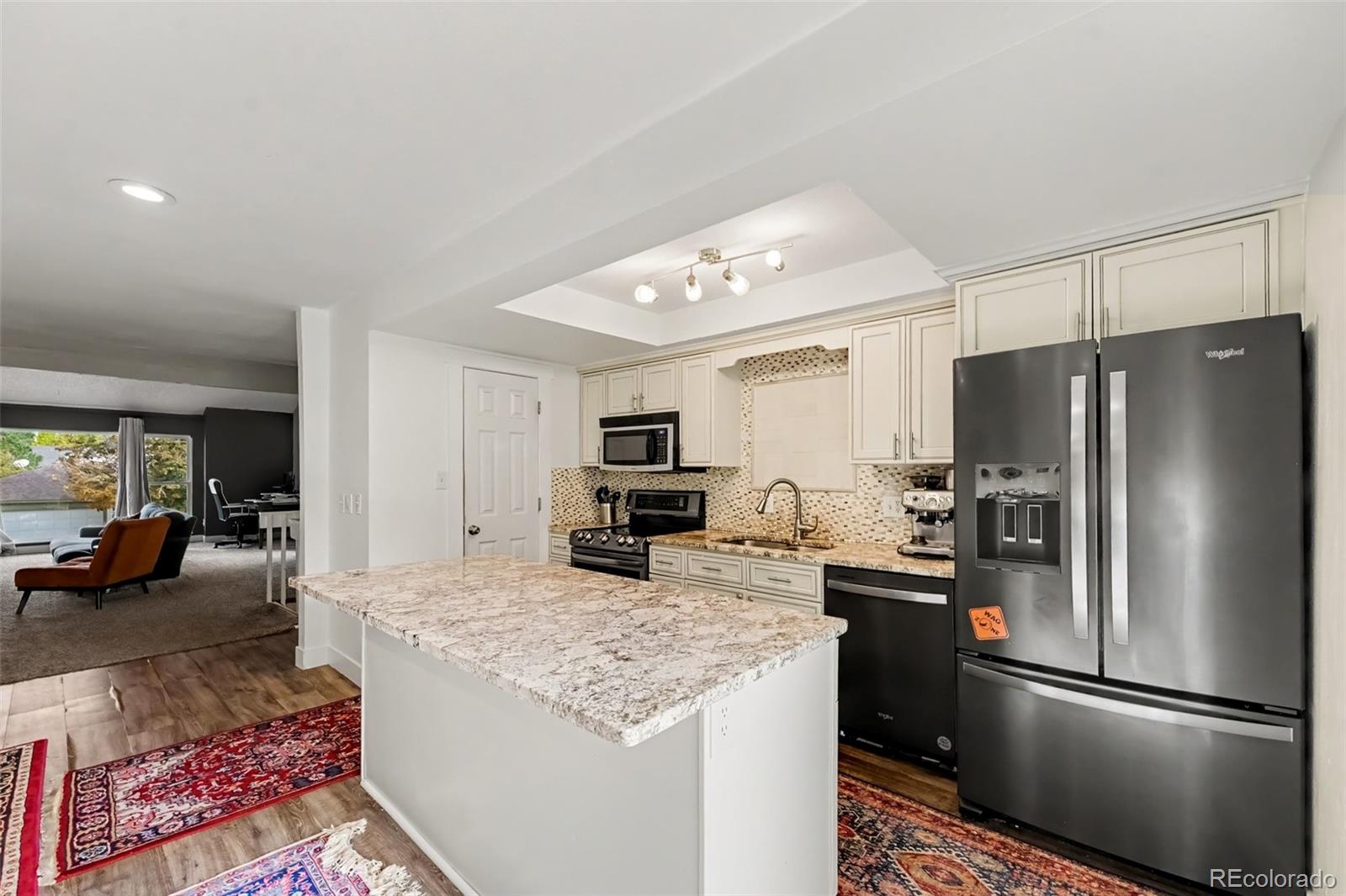 MLS Image #9 for 12569 e bates circle,aurora, Colorado