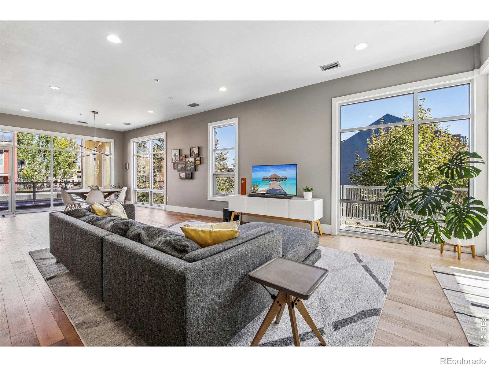MLS Image #10 for 1050  neon forest circle,longmont, Colorado