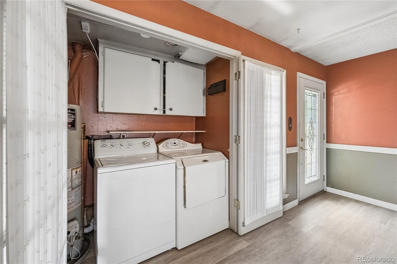 MLS Image #10 for 194  grant way,denver, Colorado