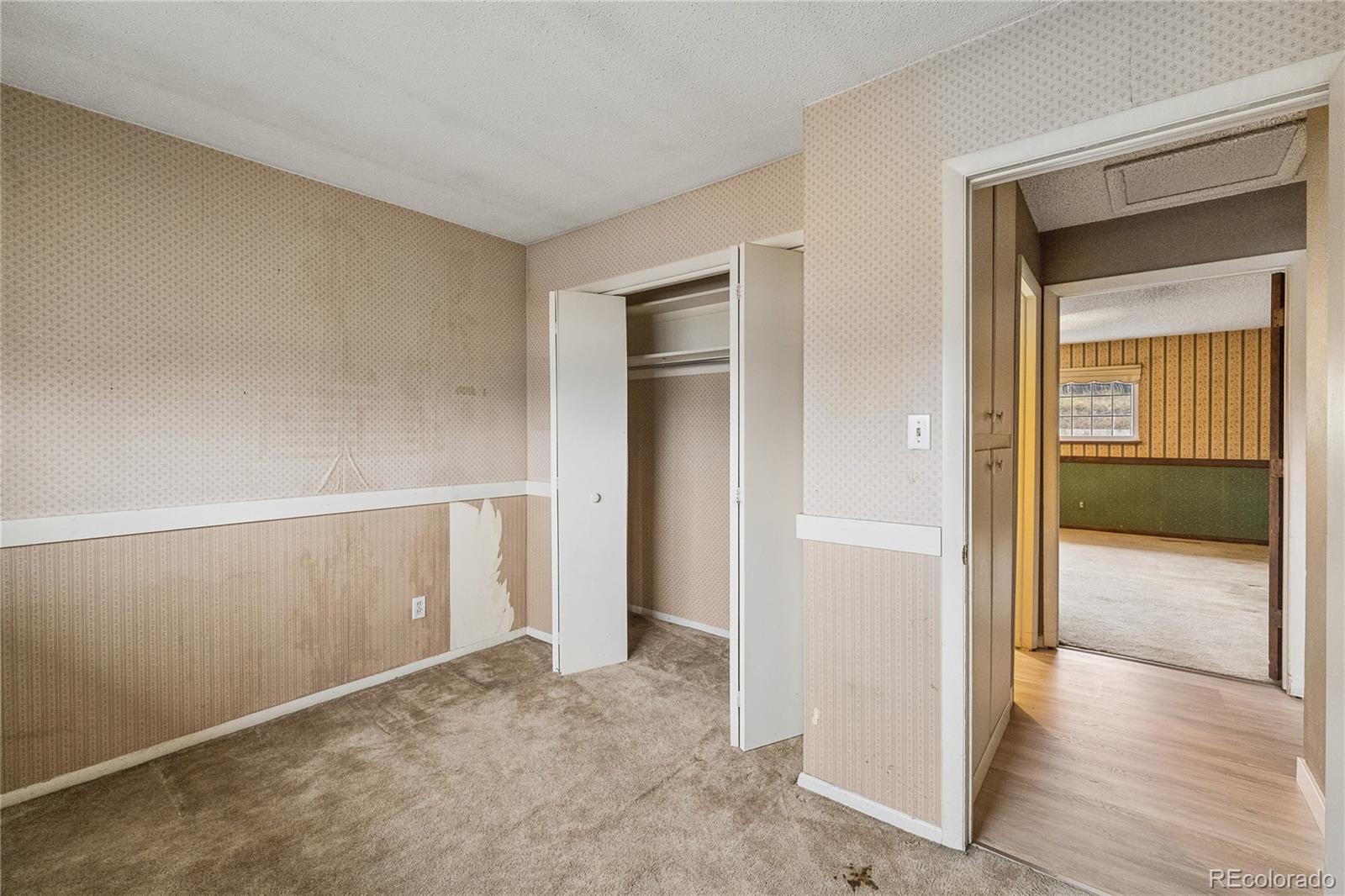 MLS Image #14 for 194  grant way,denver, Colorado
