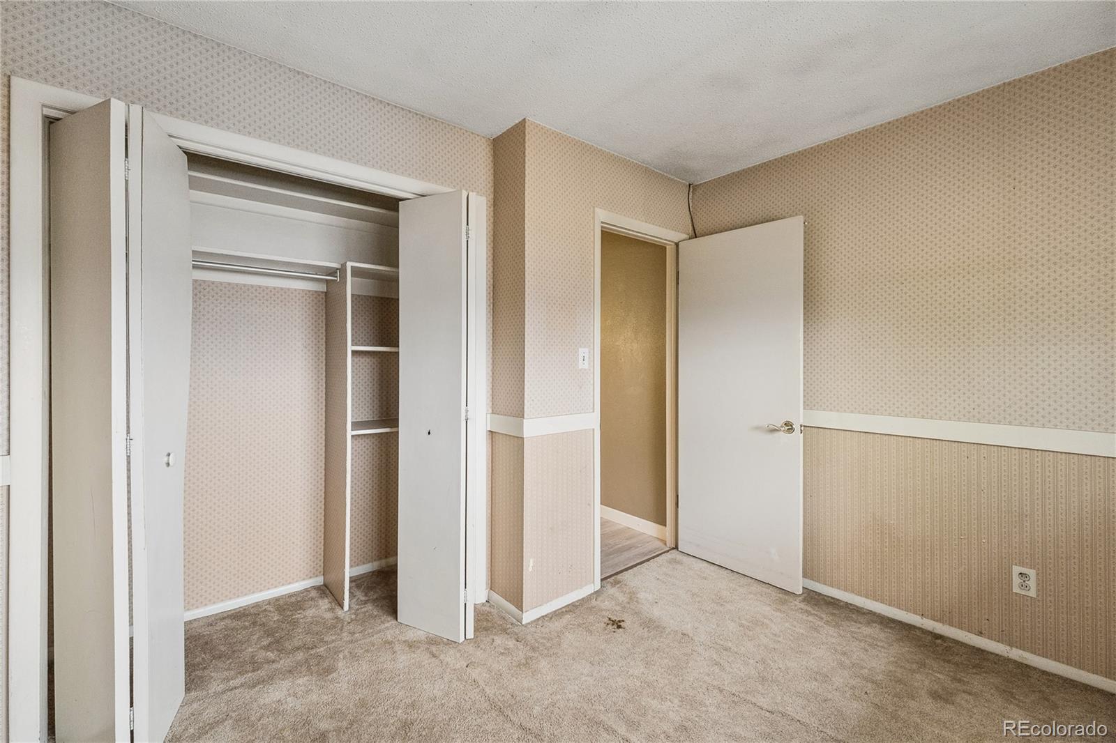 MLS Image #15 for 194  grant way,denver, Colorado