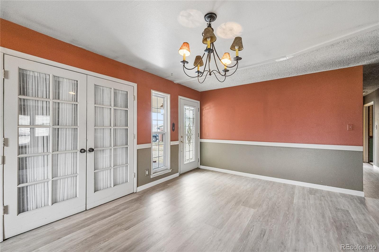 MLS Image #6 for 194  grant way,denver, Colorado