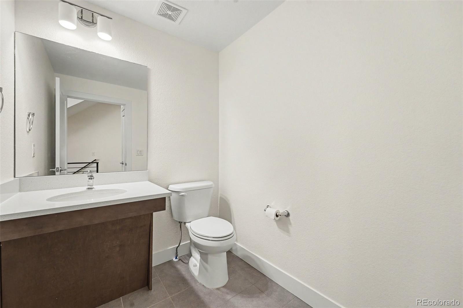 MLS Image #14 for 9681 e idaho place,aurora, Colorado