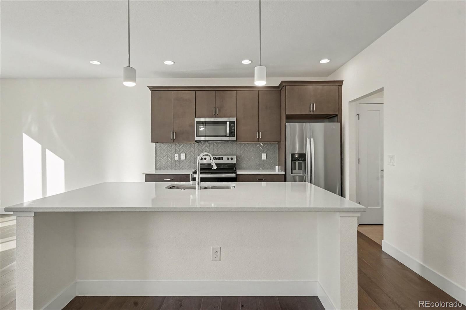 MLS Image #3 for 9681 e idaho place,aurora, Colorado
