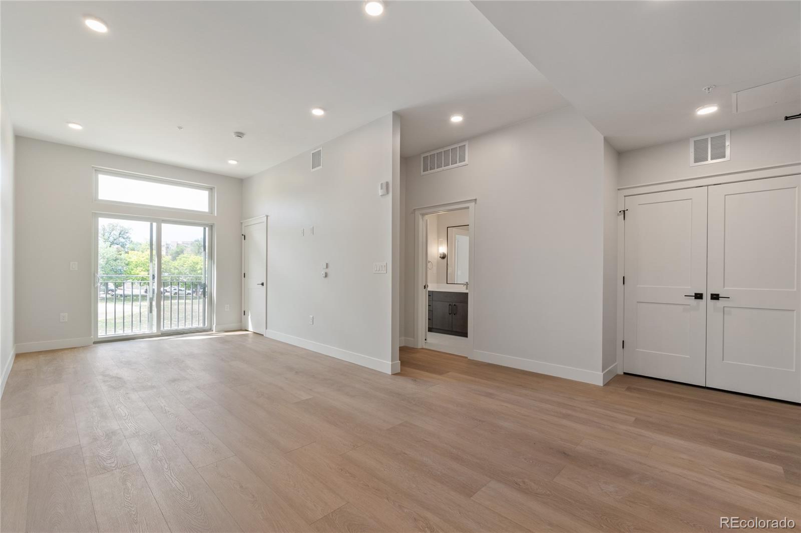 MLS Image #3 for 1643  boulder street 204,denver, Colorado
