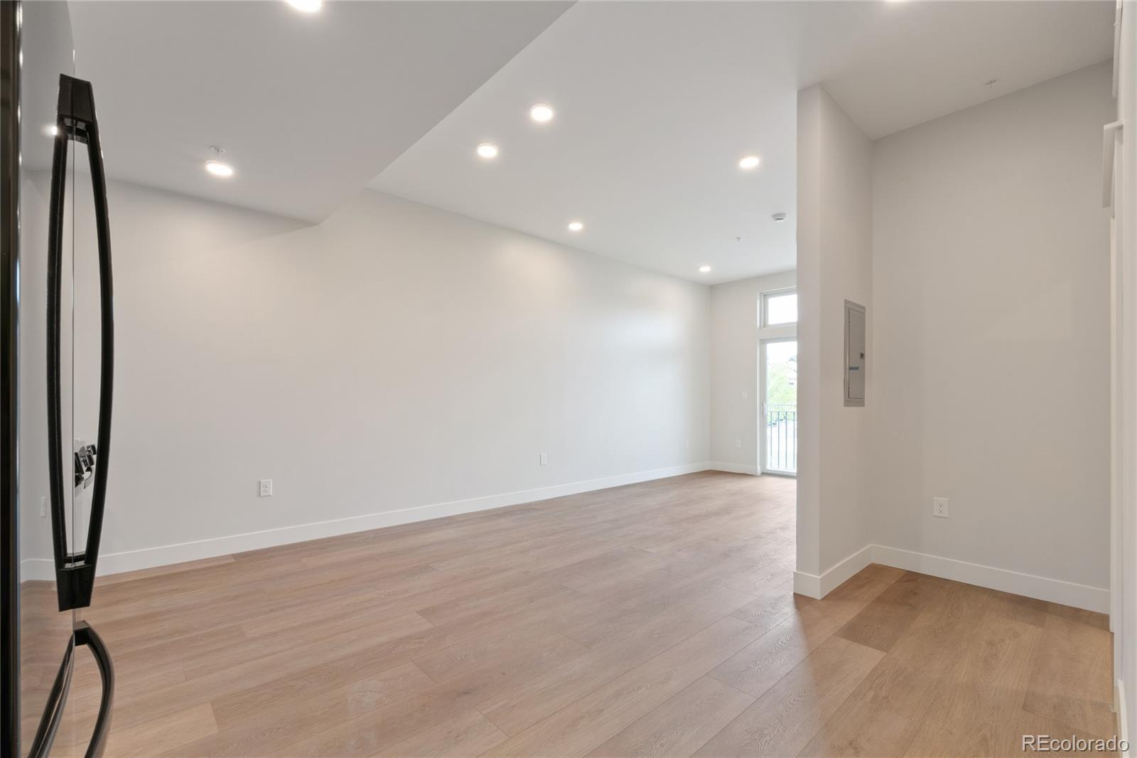 MLS Image #4 for 1643  boulder street 204,denver, Colorado