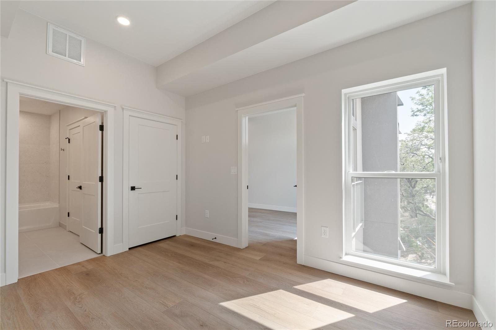 MLS Image #7 for 1643  boulder street 204,denver, Colorado