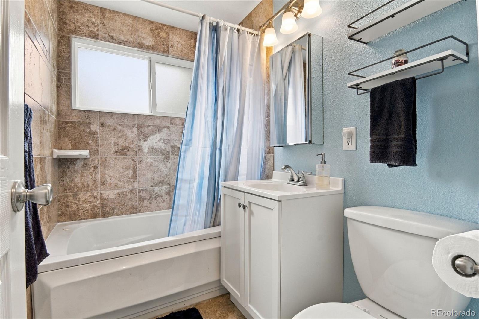 MLS Image #16 for 792  geneva street,aurora, Colorado