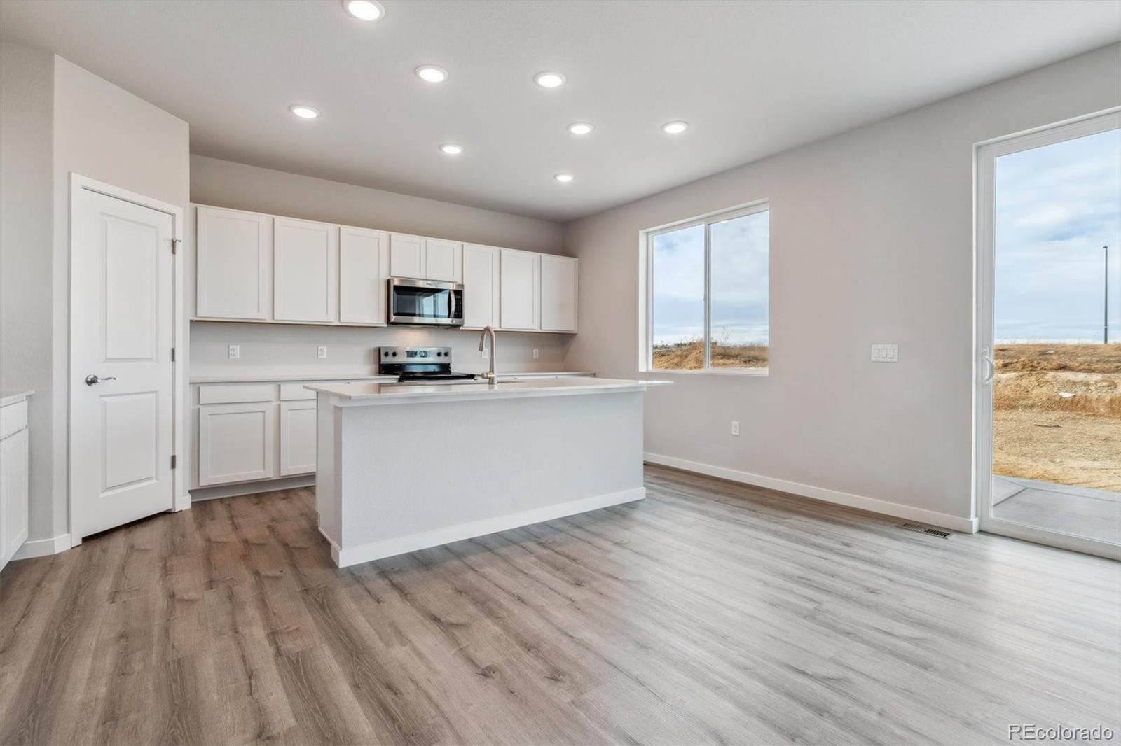 MLS Image #11 for 4352  kingsbarns drive,elizabeth, Colorado