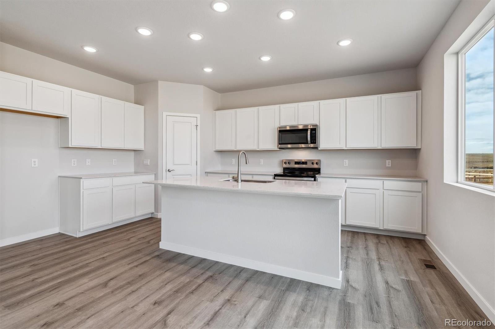 MLS Image #13 for 4352  kingsbarns drive,elizabeth, Colorado
