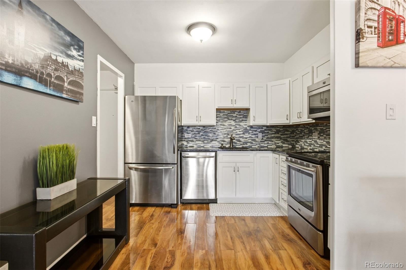 MLS Image #11 for 669 n washington street 303,denver, Colorado