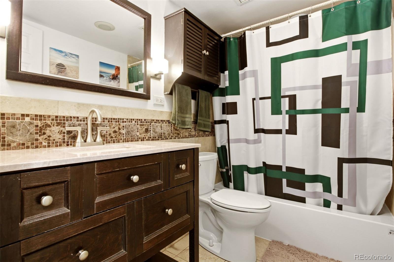 MLS Image #14 for 669 n washington street 303,denver, Colorado
