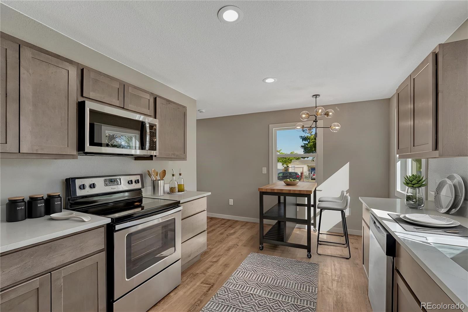 MLS Image #15 for 5081  lincoln street,denver, Colorado
