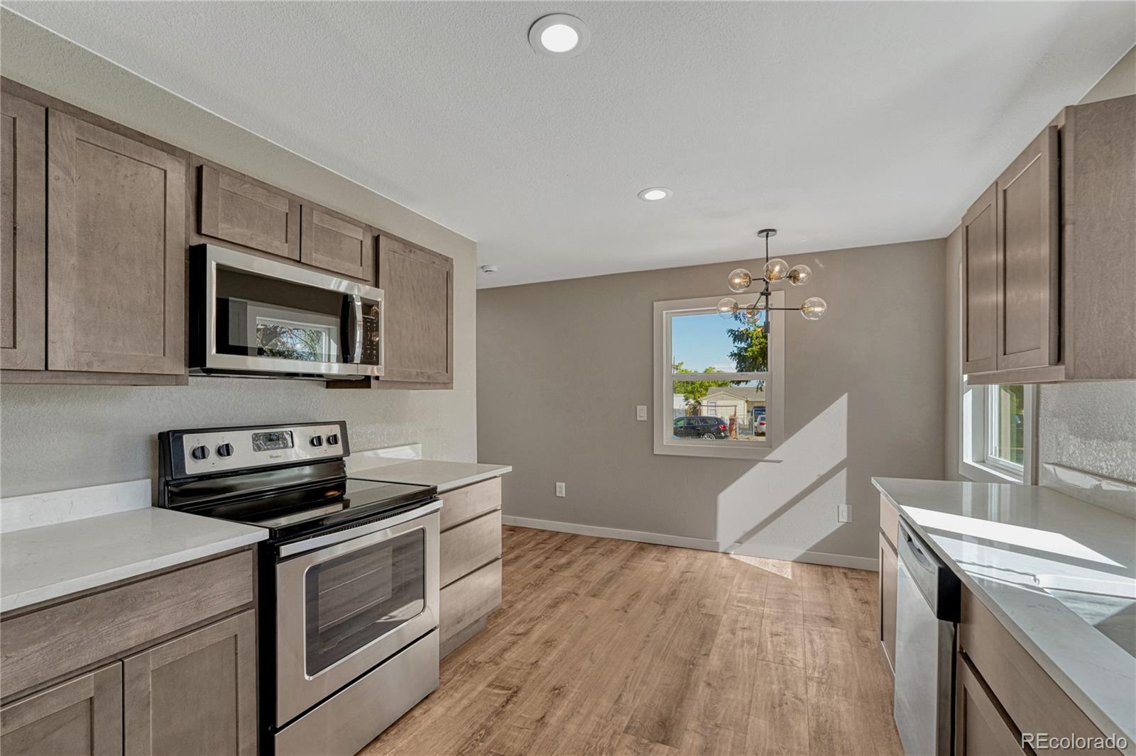 MLS Image #16 for 5081  lincoln street,denver, Colorado